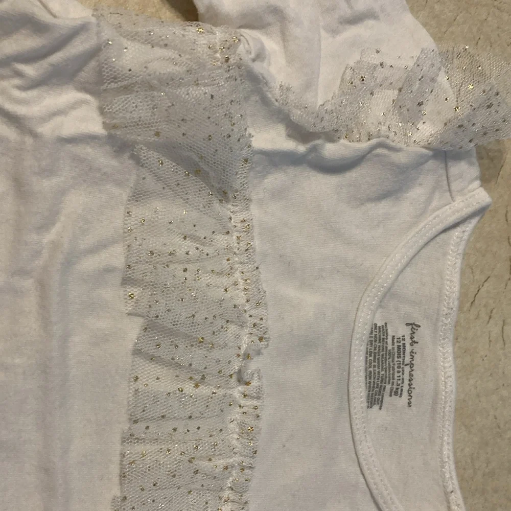 Ruffled long sleeve top